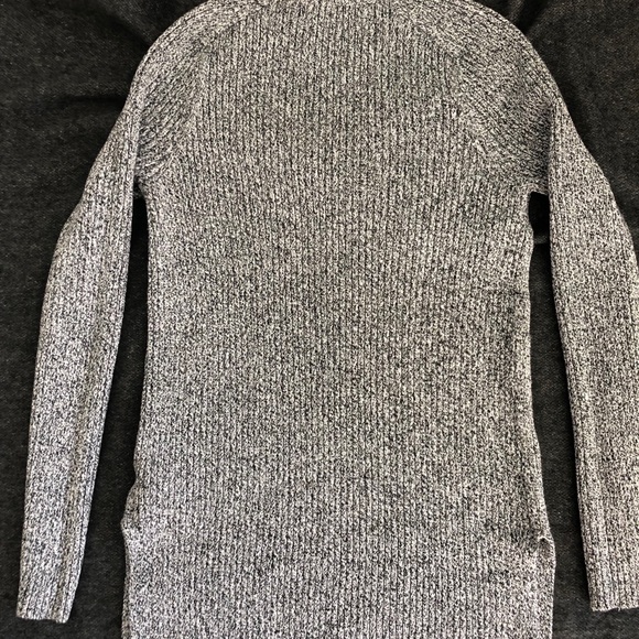 Banana Republic mock turtle neck sweater, size XS, $35 - Picture 6 of 8